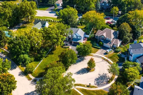 View/Area - 2405 Finn Ct, Plainfield, IL 60586 photo 4 of 6