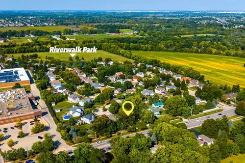 View/Area - 2405 Finn Ct, Plainfield, IL 60586 photo 3 of 6