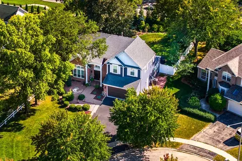 View/Area - 2405 Finn Ct, Plainfield, IL 60586 photo 5 of 6