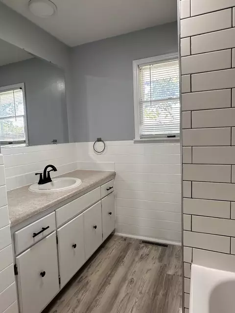 Bath - 1500 S 14th St, Herrin, IL 62948 photo 3 of 3