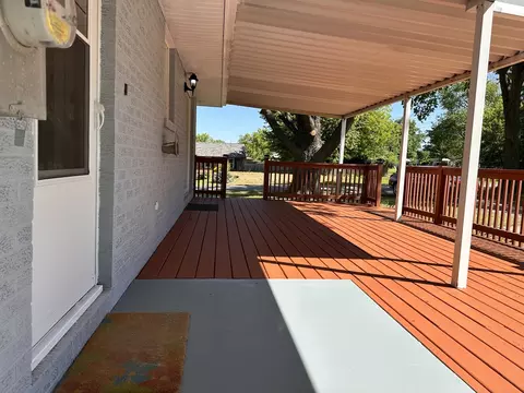 Exterior - 1500 S 14th St, Herrin, IL 62948 photo 10 of 12