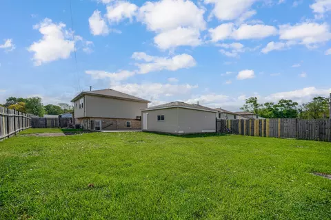 Exterior - 16428 Turner Ave, Markham, IL 60428 photo 4 of 5