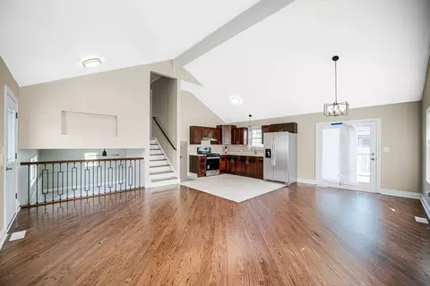 Living - 16428 Turner Ave, Markham, IL 60428 photo 3 of 4