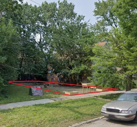 3853 W Ferdinand St, Chicago, IL 60624