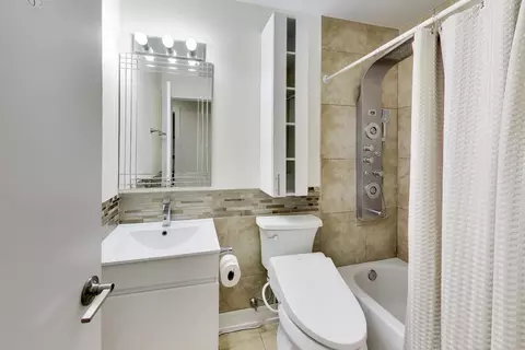 Bath - 1410 N Scully Dr, Mchenry, IL 60050 photo 2 of 2