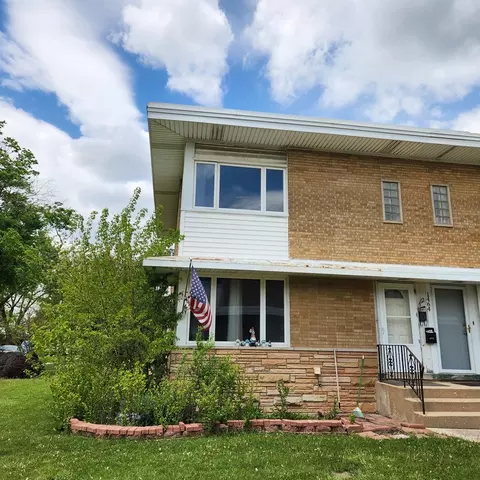 1462 Willow Ave, Des Plaines, IL 60016