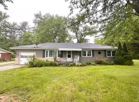 900 New Era Rd, Carbondale, IL 62901