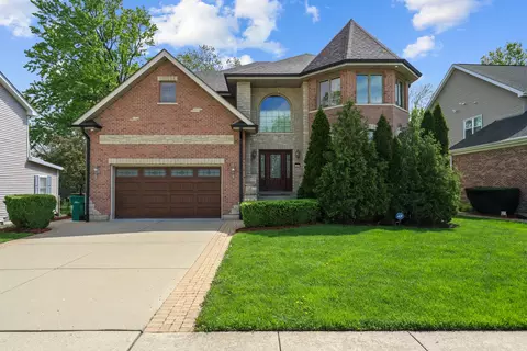Exterior - 267 9th St, Wheeling, IL 60090 photo 2 of 7