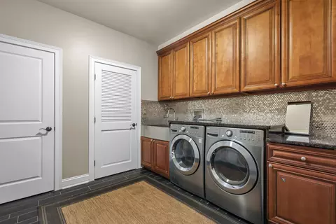 Other - 267 9th St, Wheeling, IL 60090 photo 4 of 6