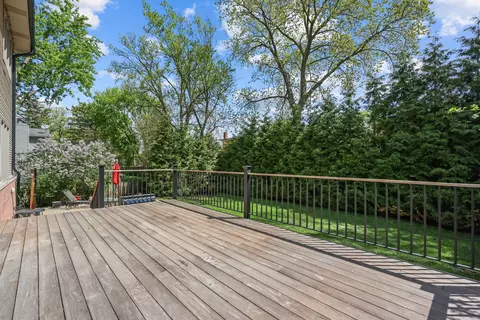 Exterior - 267 9th St, Wheeling, IL 60090 photo 5 of 7