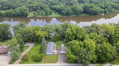 21040 W Highway 113, Custer Park, IL 60481