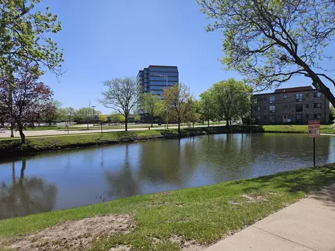 View/Area - 5502 Tinder Dr #5, Rolling Meadows, IL 60008 photo 1 of 1
