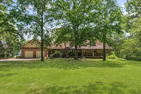 112 Dakota Dr, Loda, IL 60948