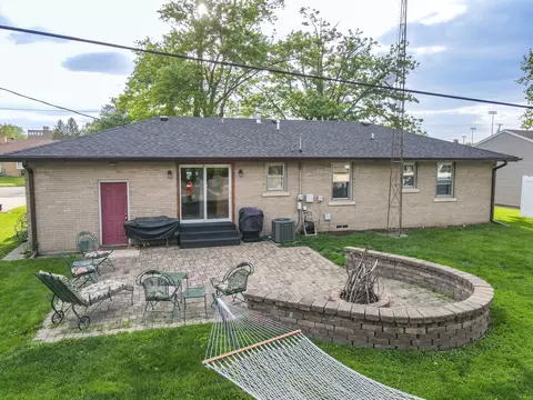 Exterior - 540 Jonette Ave, Bradley, IL 60915 photo 4 of 4
