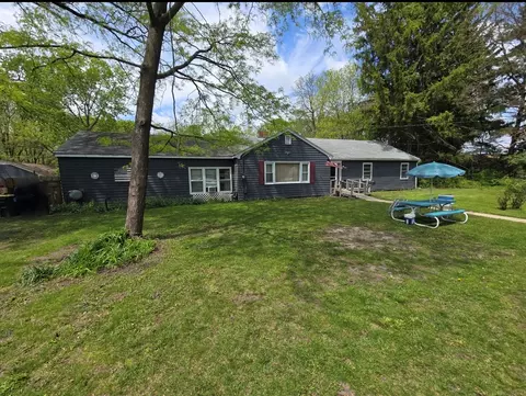 824 Foran Ln, Aurora, IL 60506