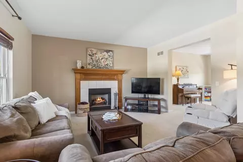 Living - 1715 Brighton Ln, Plainfield, IL 60586 photo 3 of 3