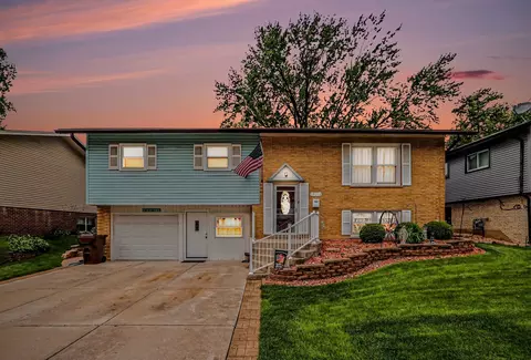 Exterior - 15218 Rob Roy Dr, Oak Forest, IL 60452 photo 3 of 5