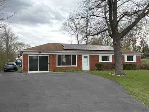 27 E 14th Pl, Lombard, IL 60148