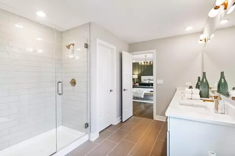 Bath - 12941 S Platte Trl, Plainfield, IL 60585 photo 3 of 4