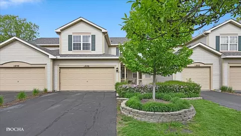 1886 N Wentworth Cir N, Romeoville, IL 60446