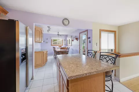 Kitchen - 329 E Myrick Ave, Addison, IL 60101 photo 5 of 6