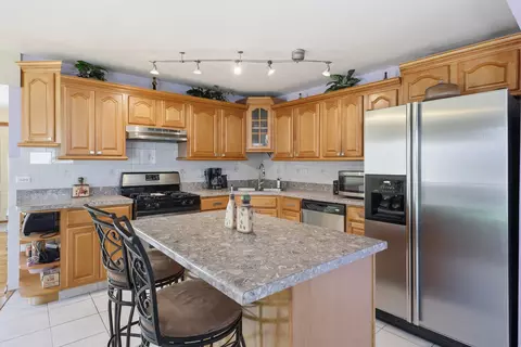 Kitchen - 329 E Myrick Ave, Addison, IL 60101 photo 1 of 6