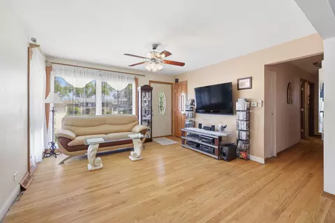 Other - 329 E Myrick Ave, Addison, IL 60101 photo 3 of 5
