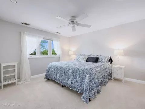 Bedroom - 6457 Rodgers Dr, Willowbrook, IL 60527 photo 4 of 4