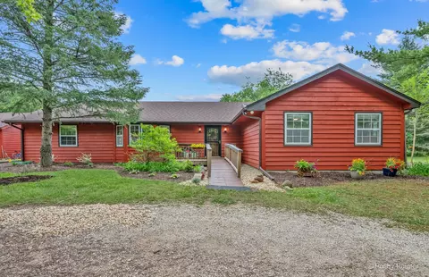 43 W870 Mcdonald Rd, Elgin, IL 60124