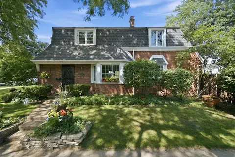 5801 N Kenton Ave, Chicago, IL 60646