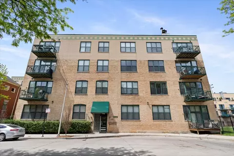 2512 N Bosworth Ave #208, Chicago, IL 60614