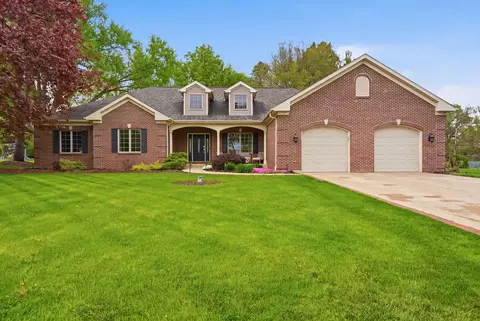 2414 Mehring Ave, Johnsburg, IL 60051