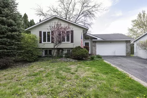 814 Holdridge Ave, Winthrop Harbor, IL 60096