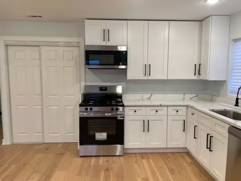Kitchen - 15352 Troy Ave, Markham, IL 60428 photo 2 of 2