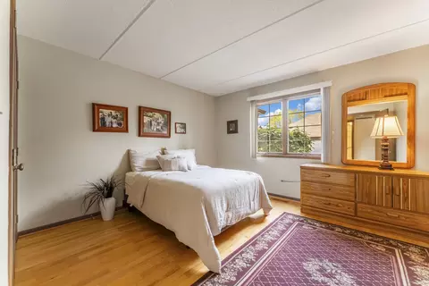 Bedroom - 245 Windsor Ln #B, Willowbrook, IL 60527 photo 3 of 4
