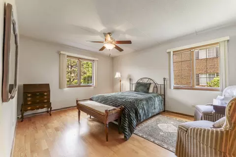 Bedroom - 245 Windsor Ln #B, Willowbrook, IL 60527 photo 1 of 4