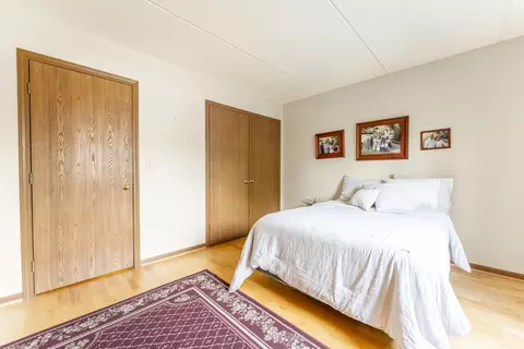 Bedroom - 245 Windsor Ln #B, Willowbrook, IL 60527 photo 4 of 4