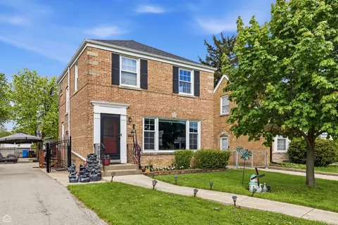 4834 N Mulligan Ave, Chicago, IL 60630