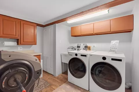 Other - 15 Devonshire Dr, Oak Brook, IL 60523 photo 3 of 8