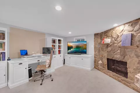 Other - 15 Devonshire Dr, Oak Brook, IL 60523 photo 6 of 8