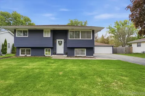 34 W Amber Ave, Cortland, IL 60112