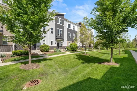 Exterior - 4152 Irving Rd, Aurora, IL 60504 photo 2 of 2