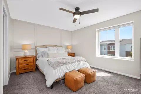 Bedroom - 4152 Irving Rd, Aurora, IL 60504 photo 1 of 3