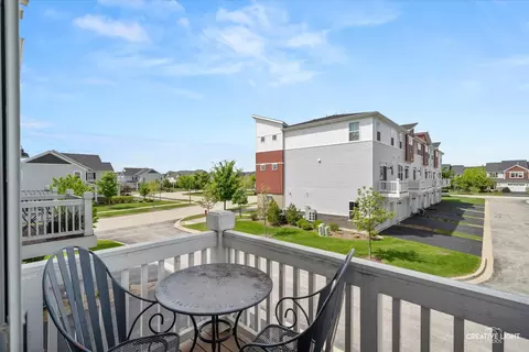 Exterior - 4152 Irving Rd, Aurora, IL 60504 photo 1 of 2