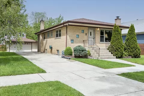 4116 Raymond Ave, Brookfield, IL 60513