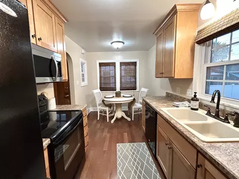 Kitchen - 822 Douglas St, Morris, IL 60450 photo 2 of 2