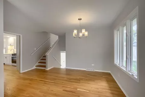 Living - 1305 E Ardyce Ln, Mount Prospect, IL 60056 photo 3 of 7
