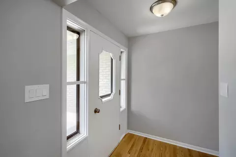 Entry Way - 1305 E Ardyce Ln, Mount Prospect, IL 60056 photo 2 of 2