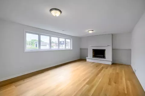 Living - 1305 E Ardyce Ln, Mount Prospect, IL 60056 photo 6 of 7