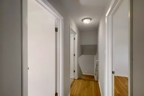 Entry Way - 1305 E Ardyce Ln, Mount Prospect, IL 60056 photo 1 of 2